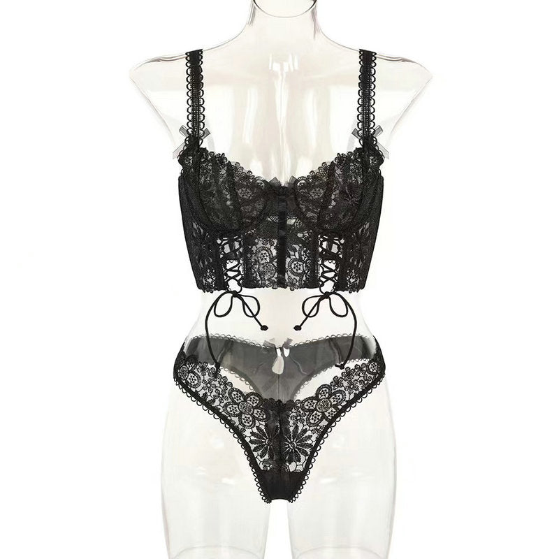 Lingerie See-through Suit Mesh Hot Girl Three-piece Lace Lace Cutout